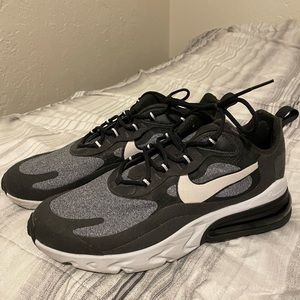 Size 10 Mens Nike Air Max 270 React 'Op-Art'